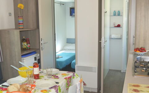 Duca Amedeo Camping Village: Fritid, Fritid, Skygge, Udendørs Møbler, Parkere, Ferie, Eco Hotel, Udvej, Dæk