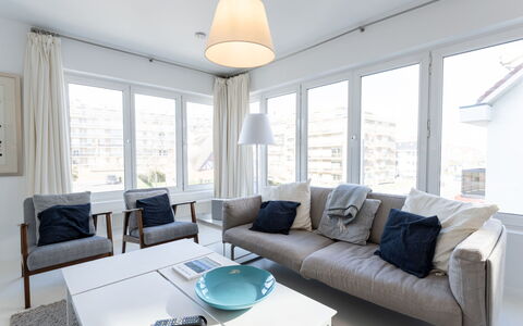 Blanc Rivage with Garage