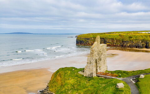 Ballybunion(Tr4) Hc No 27: Kyst, Rots, Hav, Coastal Og Oceaniske Landskabsformer, Naturlige Landskab, Terræn, Horisont, Ocean, Headland