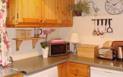 Bridies Holiday Cottage Roundstone