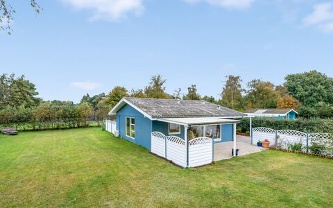 Einari - 500M from the Sea: Sommerhus, Backyard, Gård, Garden Bygninger, Skur, Sidespor, Udendørs Møbler, Bjælkehytte, Udendørs Struktur, Hytte