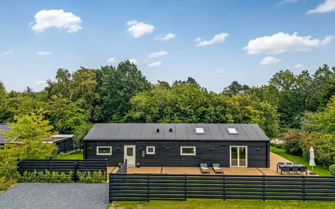 Assa - 500M from the Sea: Træ, Sommerhus, Hus, Hjem, Dør, Hårdttræ, Garden Bygninger, Bejdse, Bjælkehytte, Planke