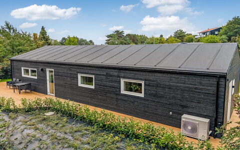 Assa - 500M from the Sea: Træ, Sommerhus, Hus, Hjem, Dør, Hårdttræ, Garden Bygninger, Bejdse, Bjælkehytte, Planke