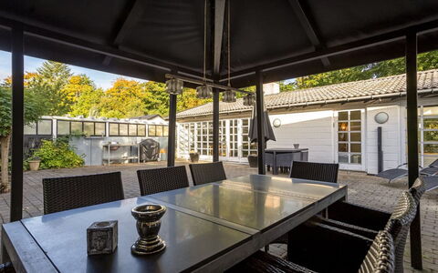 Ranka - 300M from the Sea: Sommerhus, Backyard, Gård, Garden Bygninger, Skur, Sidespor, Udendørs Møbler, Bjælkehytte, Udendørs Struktur, Hytte