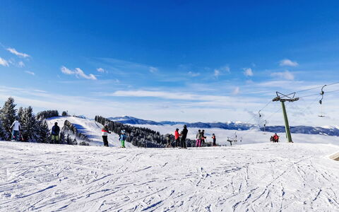 Sankt Urban 100: Himmel, Sne, Vinter, Fritid, Sports, Piste, Glacial Landskabsform, Stå På Ski, Friluftsliv