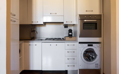 Cuore Di Firenze Apartment: Køkken Apparat, Køkken, Større Bandage, Countertop, Cabinetry, Husholdningsapparat, Komfur, Komfur, Gulvbelægning, Indretning