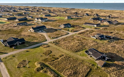 Amber - 300M from the Sea: Hus, Tag, Hjem, Sommerhus, Skur, Garden Bygninger, Sidespor, Gård, Bjælkehytte, Hytte
