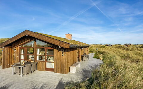 Sigbritt - 750M from the Sea: Sommerhus, Backyard, Gård, Garden Bygninger, Skur, Sidespor, Udendørs Møbler, Bjælkehytte, Udendørs Struktur, Hytte
