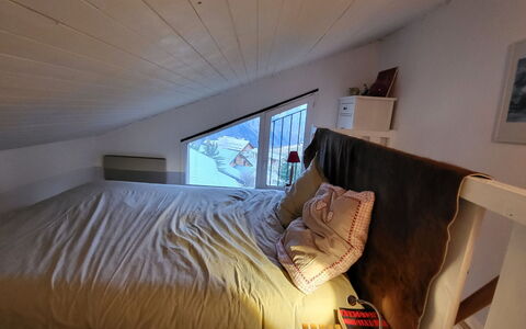 Balcons de Venosc: Møbel, Soveværelse, Indretning, Etage, Sengetøj, Seng, Gulvbelægning, Træ, Sengetøj, Sengetøj