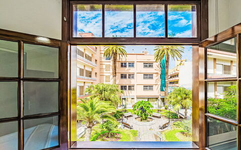 Puerto de la Cruz 45: Lejlighed, Indretning, Glas, Loft, Ejerlejlighed, Eco Hotel, Altan, Dagslys, Bejdse