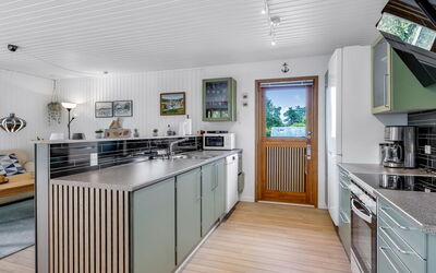 Naema - 500M from the Sea