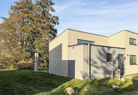 Schulenburg (137): Indretning, Møbel, Couch, Gulvbelægning, Etage, Værelse, Loft, Stue, Lejlighed