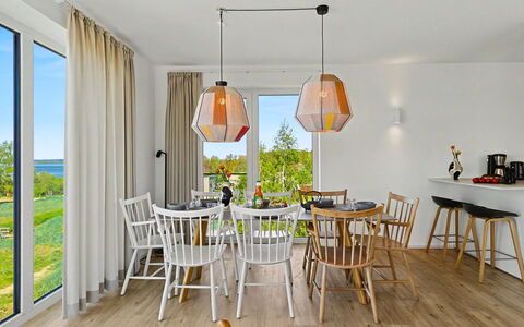 Penthouse Dümmerview: Møbel, Indretning, Stol, Træ, Gulvbelægning, Bord, Køkken & Spisebord, Etage, Spisestue, Lysarmatur
