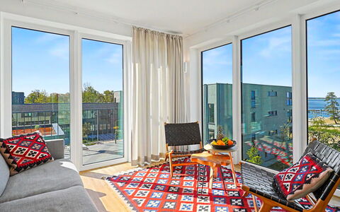 Penthouse Seevibes: Lejlighed, Ejerlejlighed, Altan, Trægulve, Stol, Hårdttræ, Bejdse, Stueplante, Hotel, Penthouselejlighed