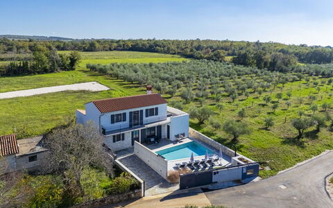 Villa Tiamo: Blå, Svømmepøl, Boligområde, Estate, Hjem, Kompositmateriale, Udvej, Villa, Eco Hotel, Stuehus