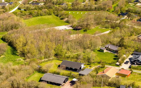 Jaane - 250M to the Fjord: Boligområde, Fugleperspektiv, Landskab, Luftfotografering, Almindeligt, Land Lot, Landdistrikt, Forstad, Hjem, Menneskelig Bosættelse
