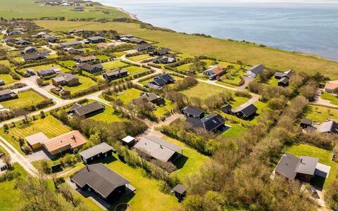 Jaane - 250M to the Fjord: Sommerhus, Backyard, Gård, Garden Bygninger, Skur, Sidespor, Udendørs Møbler, Bjælkehytte, Udendørs Struktur, Hytte