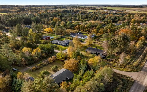 Peder - 4Km from the Sea: Sommerhus, Backyard, Gård, Garden Bygninger, Skur, Sidespor, Udendørs Møbler, Bjælkehytte, Udendørs Struktur, Hytte