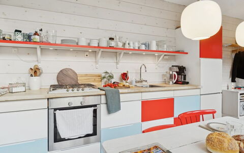 Ellenora - 1.7Km from the Sea: Køkken, Indretning, Møbel, Countertop, Gulvbelægning, Køkken Apparat, Loft, Større Bandage, Værelse, Belysning