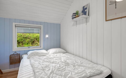 Athislus - 1.1Km from the Sea: Træ, Soveværelse, Etage, Gulvbelægning, Loft, Seng, Hjem, Sengetøj, Bed Frame, Sengetøj