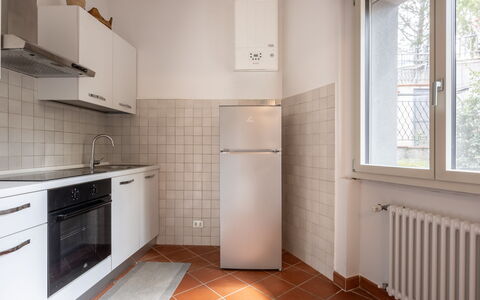 Il Ferrone Apartment with Garden - Greve in Chiant: Gulvbelægning, Etage, Større Bandage, Køkken, Indretning, Køkken Apparat, Lejlighed, Værelse, Loft, Countertop