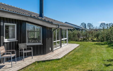 Galin - 210M to the Fjord: Græs, Træ, Landdistrikt, Busk, Sommerhus, Tag, Almindeligt, Land Lot, Hjem, Bunddække