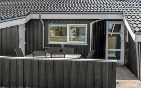 Galin - 210M to the Fjord: Græs, Træ, Landdistrikt, Busk, Sommerhus, Tag, Almindeligt, Land Lot, Hjem, Bunddække