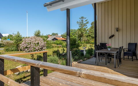 Tjorven - 400M from the Sea: Træ, Veranda, Hjem, Kompositmateriale, Dæk, Hårdttræ, Bejdse, Skygge, Planke, Gelænder