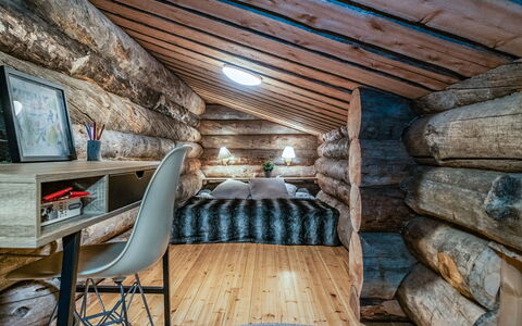 Tunturin Villa Pipo: Træ, Soveværelse, Loft, Hjem, Sengetøj, Sengetøj, Hårdttræ, Seng, Bjælkehytte, Sengetøj