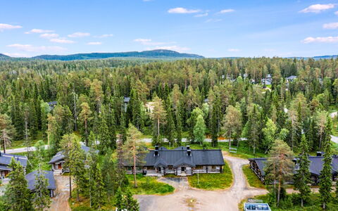 Tunturin Villa Pipo: Træ, Landskab, Tag, Boligområde, Land Lot, Sommerhus, Hjem, Landdistrikt, Skov, Lærk