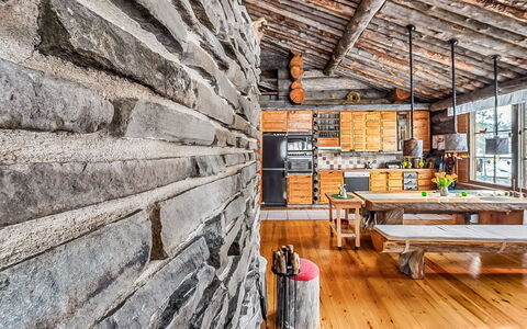 Rukan Kelohuvila: Træ, Sommerhus, Bejdse, Hårdttræ, Bjælkehytte, Planke, Loft, Naturmateriale, Tømmer, Garden Bygninger