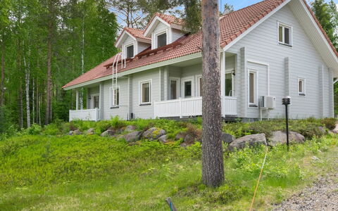 Vuokatti Villas Susi: Indretning, Møbel, Couch, Gulvbelægning, Etage, Værelse, Loft, Stue, Lejlighed