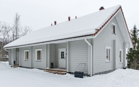 Vuokatti Villas Ahma: Båd, Blå, Vandfartøjer, Både Og Sejlsport - Udstyr Og Materiel, Havn, Vandvej, Havn, Marina, Skibskonstruktion, Kanal