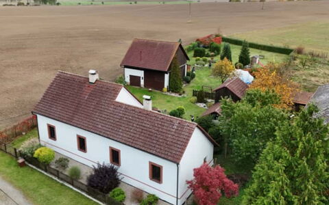 Rabštejn: Bygning, Boligområde, Vindue, Hus, Hjem, Tag, Arkitektur, Kvarter, Facade, Stad