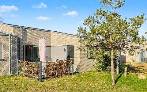 Seezeit: Busk, Land Lot, Hjem, Bunddække, Have, Estate, Lawn, Landscaping, Gård, Skygge