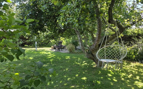 Yvette - 350M from the Sea: Tag, Hus, Hjem, Sommerhus, Dør, Sidespor, Dæk, Veranda, Planke, Hårdttræ