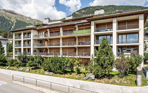 Chesa Promulins: Bjergkæde, Dal, Altan, Eco Hotel, Hotel, Bjerglandsby, Stueplante, Villa