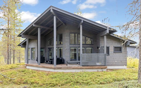 Nuunalahti: Sommerhus, Sidespor, Bjælkehytte, Garden Bygninger, Planke, Veranda