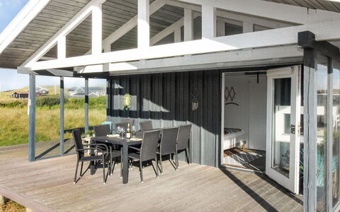 Kanutte - 250M from the Sea: Træ, Møbel, Lejlighed, Værelse, Loft, Bejdse, Stol, Hårdttræ, Klarlak, Tømmer