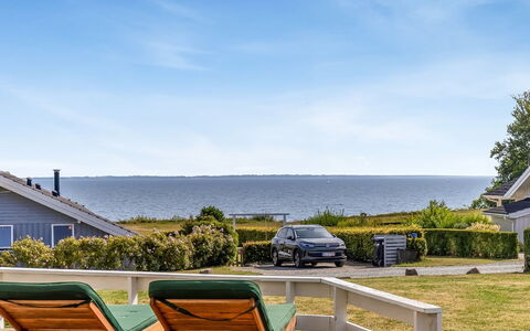 Finn - 100M from the Sea: Sommerhus, Backyard, Gård, Garden Bygninger, Skur, Sidespor, Udendørs Møbler, Bjælkehytte, Udendørs Struktur, Hytte