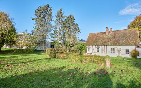 La Ferme: Græs, Træ, Hus, Busk, Hjem, Sommerhus, Landdistrikt, Almindeligt, Land Lot
