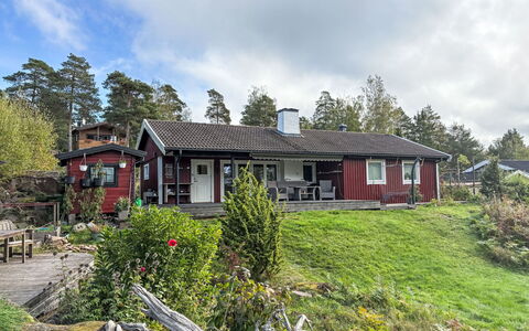Västanvik: Hus, Hjem, Sommerhus, Tag, Busk, Landdistrikt, Land Lot, Bunddække, Veranda