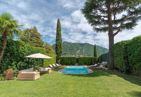 Gallietta: Bjergrige Landskabsformer, Bjerg, Bakke, Highland, Busk, Have, Hill Station, Svømmepøl, Bjergkæde, Landscaping