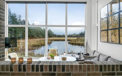 Nico - 1.4Km from the Sea: Træ, Møbel, Lejlighed, Værelse, Loft, Bejdse, Stol, Hårdttræ, Klarlak, Tømmer