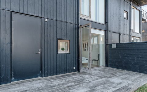 Saxi - 650M from the Sea: Sommerhus, Backyard, Gård, Garden Bygninger, Skur, Sidespor, Udendørs Møbler, Bjælkehytte, Udendørs Struktur, Hytte