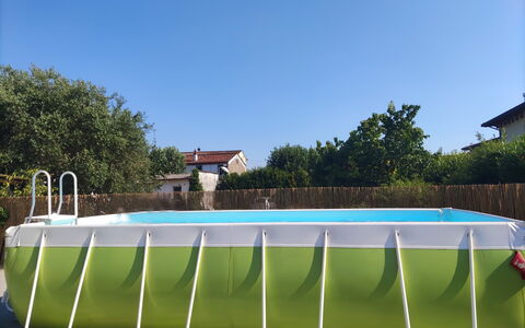 Villa Lory: Svømmepøl, Have, Backyard, Lawn, Plast, Skygge, Gård, Kunstgræs