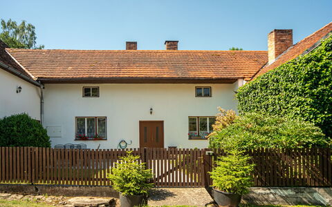 Forrest Haven Vodice: Hus, Hjem, Sommerhus, Hegn, Lawn, Have, Stakit, Stuehus, Backyard, Estate