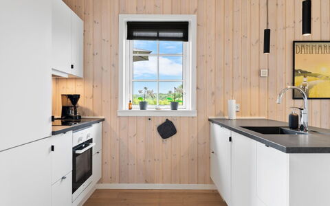 Rixa - 350M from the Sea: Træ, Køkken, Hjem, Hårdttræ, Countertop, Planke, Bejdse, Køkken Apparat, Trægulve, Cabinetry