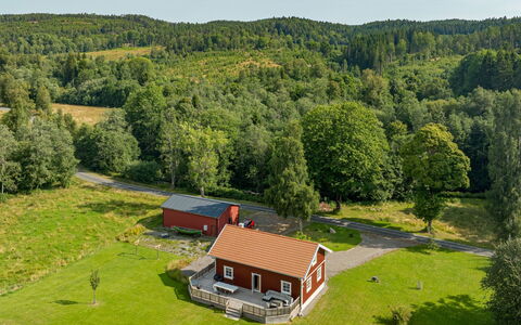 Teåker: Græs, Træ, Græs-, Landskab, Almindeligt, Landdistrikt, Land Lot, Hus, Sommerhus, Menneskelig Bosættelse