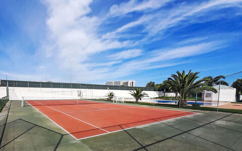 Manelito House - Sunny Way: Tennisbane, Skygge, Tennis, Kunstgræs, Svømmepøl, Udvej, Hotel
